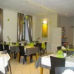 Logis De L'allagnonette Saint-Poncy