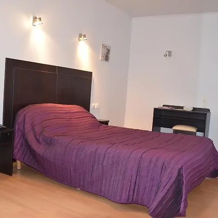 Logis De L'allagnonette Saint-Poncy