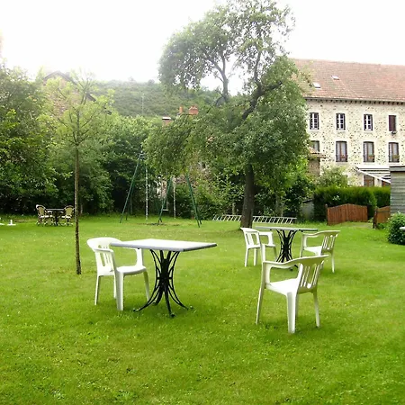 מלון Logis De L'allagnonette Saint-Poncy